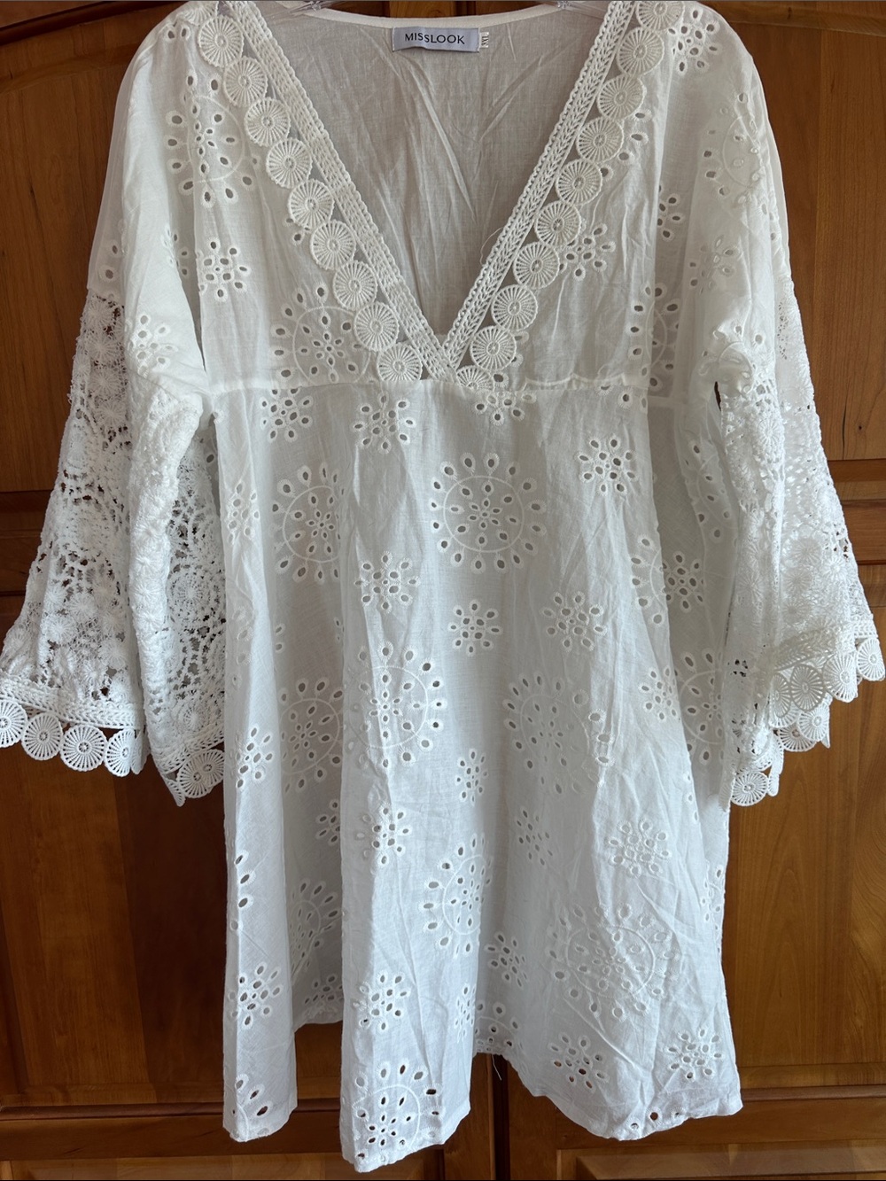MISSLOOK White Eyelet V-Neck Tunic Top XL